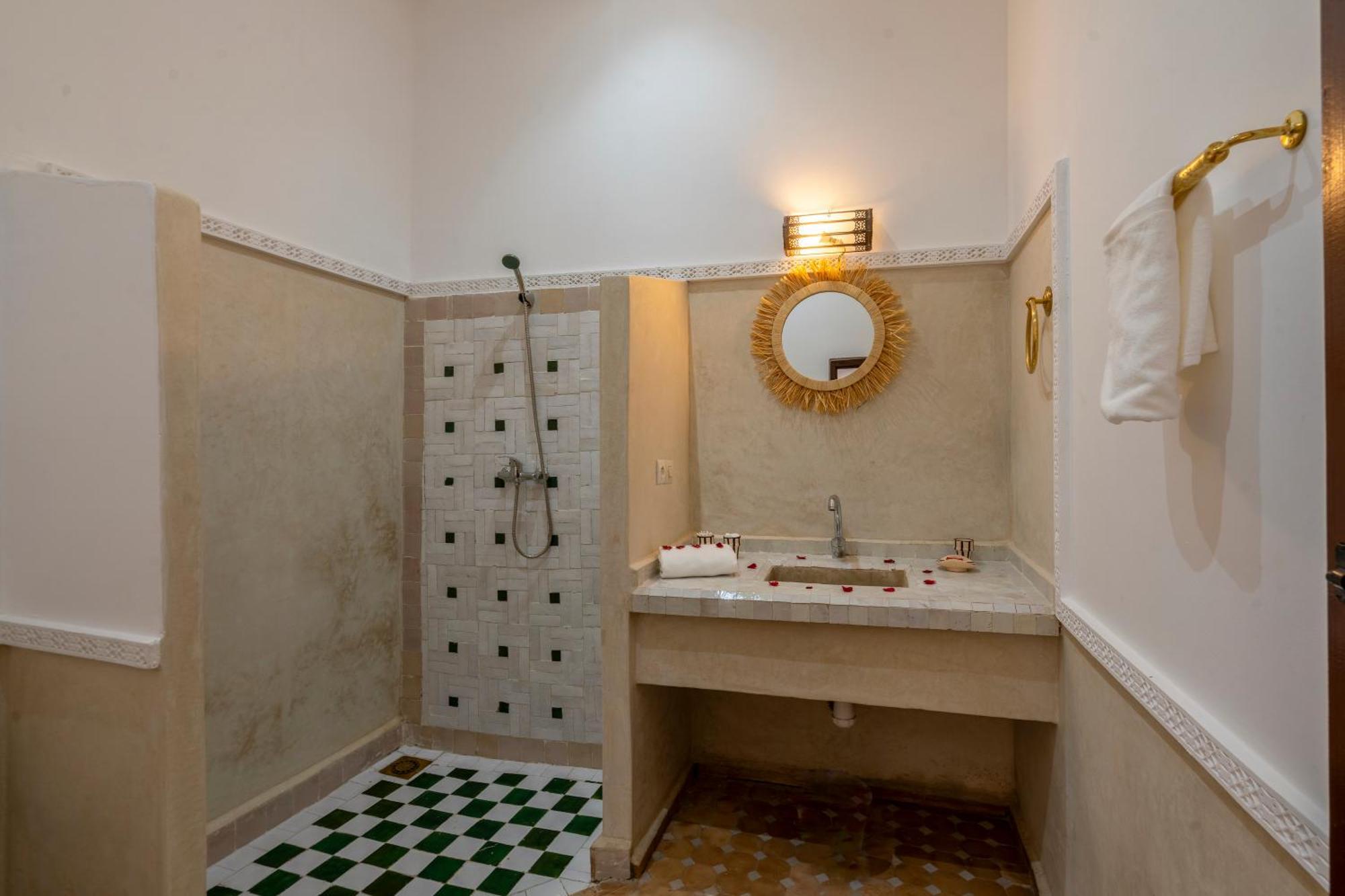Riad Les Cornes De Gazelle Marrakesh Exteriör bild