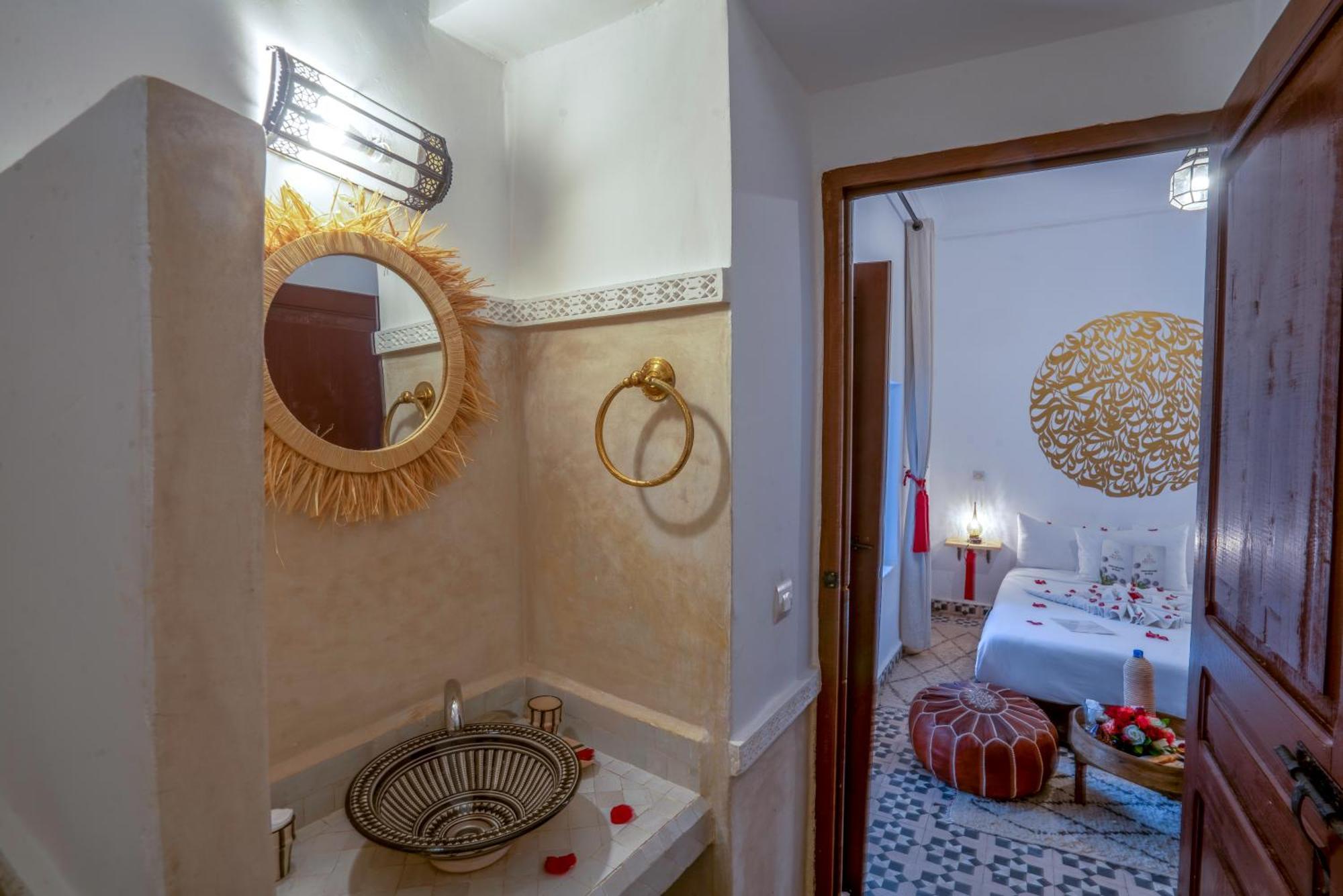 Riad Les Cornes De Gazelle Marrakesh Exteriör bild